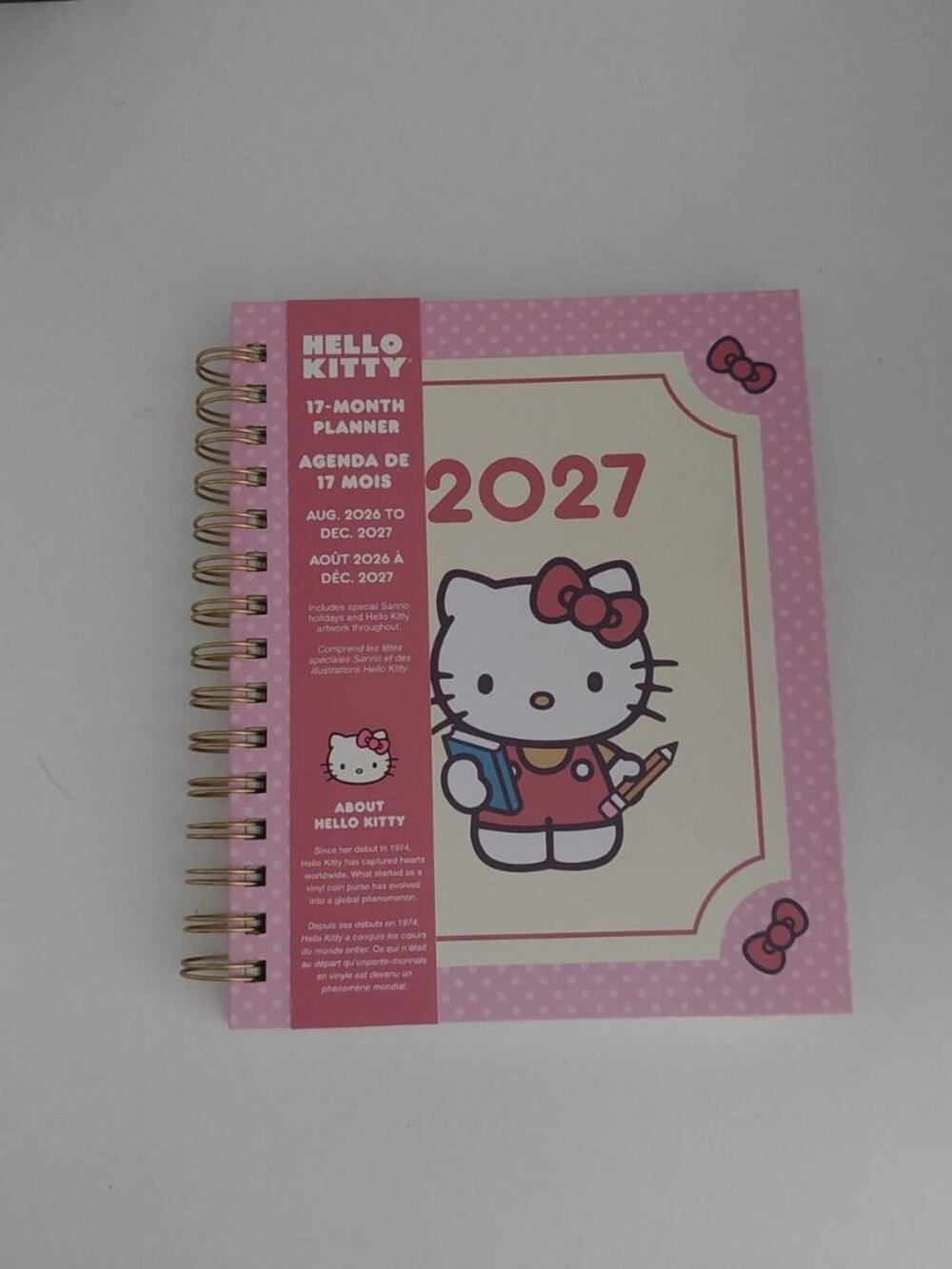 Sanrio Hello Kitty 2027 planner with pink polka dots #hellokitty #planne  August